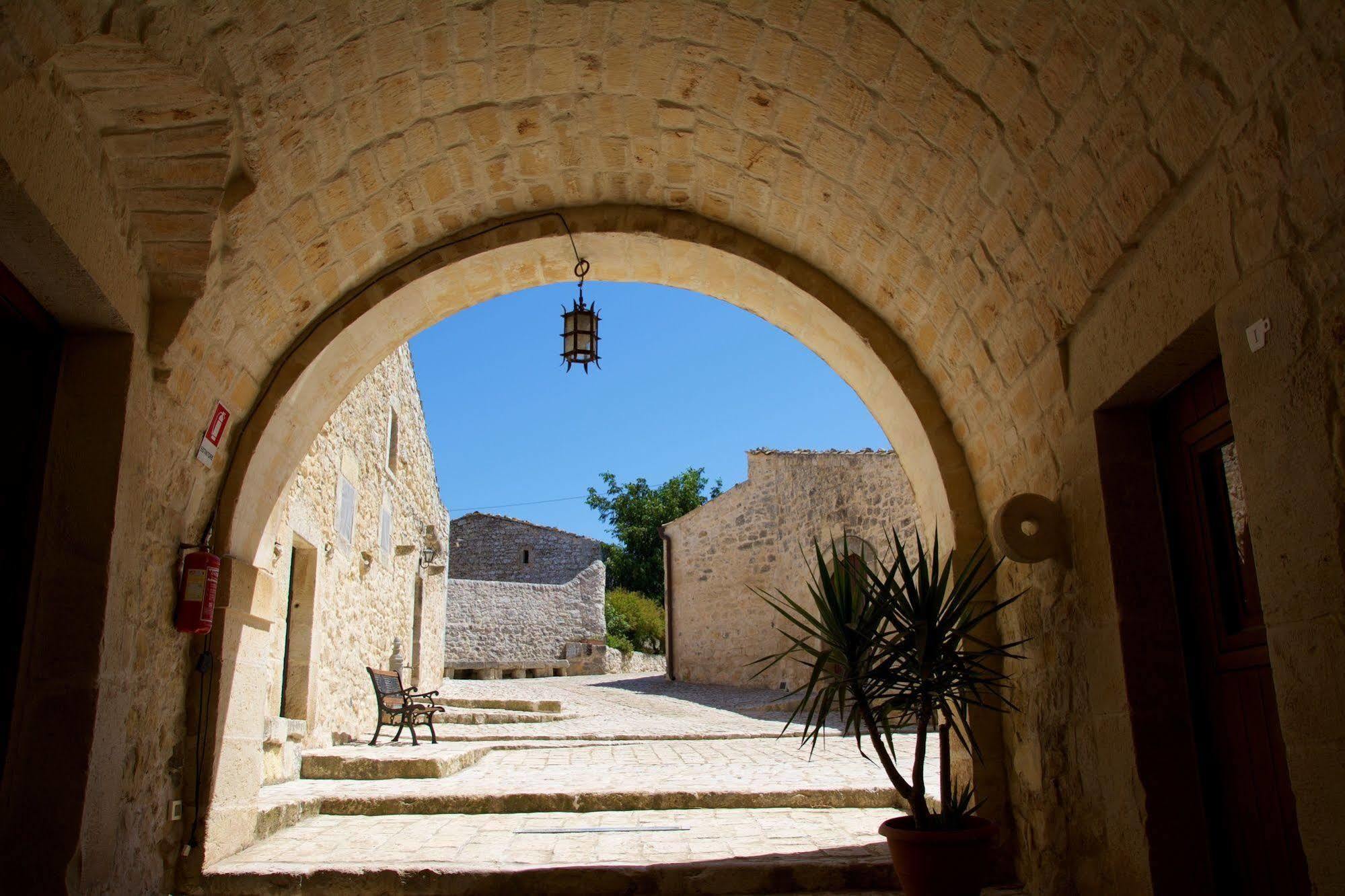 Relais Cimilla B&B Ragusa Exterior foto